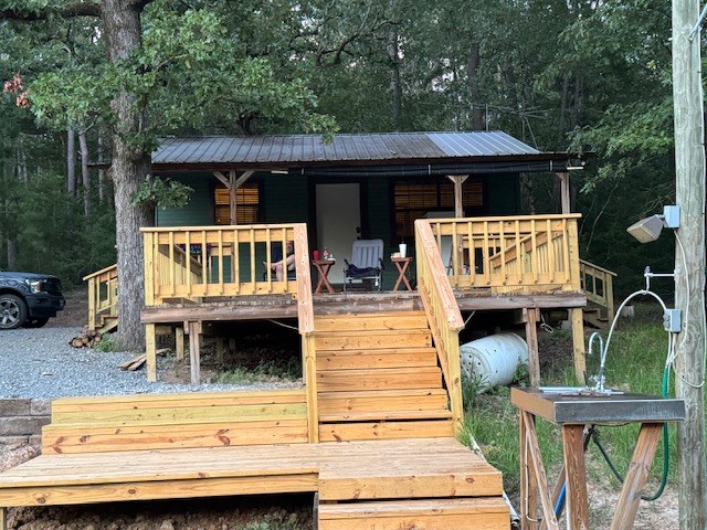Cabin exterior seen from the end of the pier